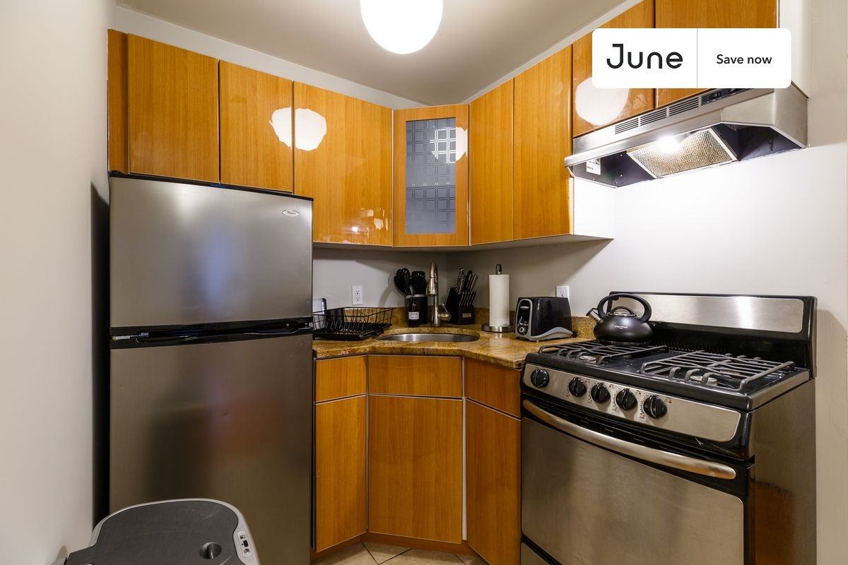 126 Lexington Ave #5F - Photo 6 of 12