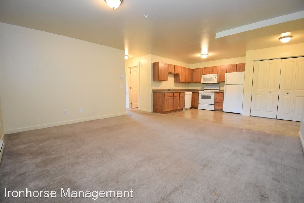 807 West Villard Street - Photo 2 of 14