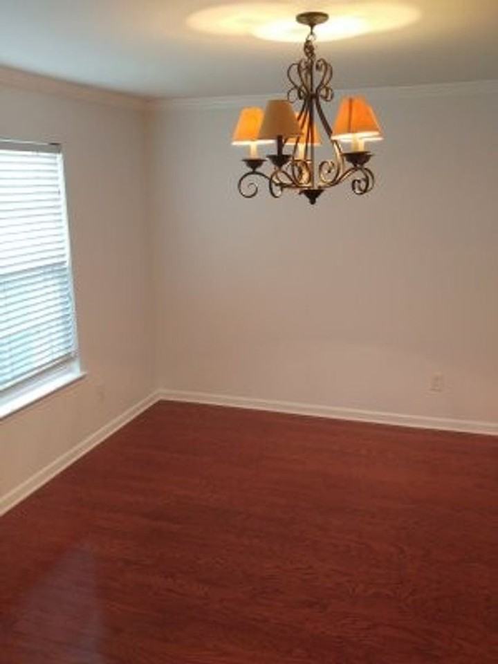 1946 Shaylin Loop - Photo 2 of 11