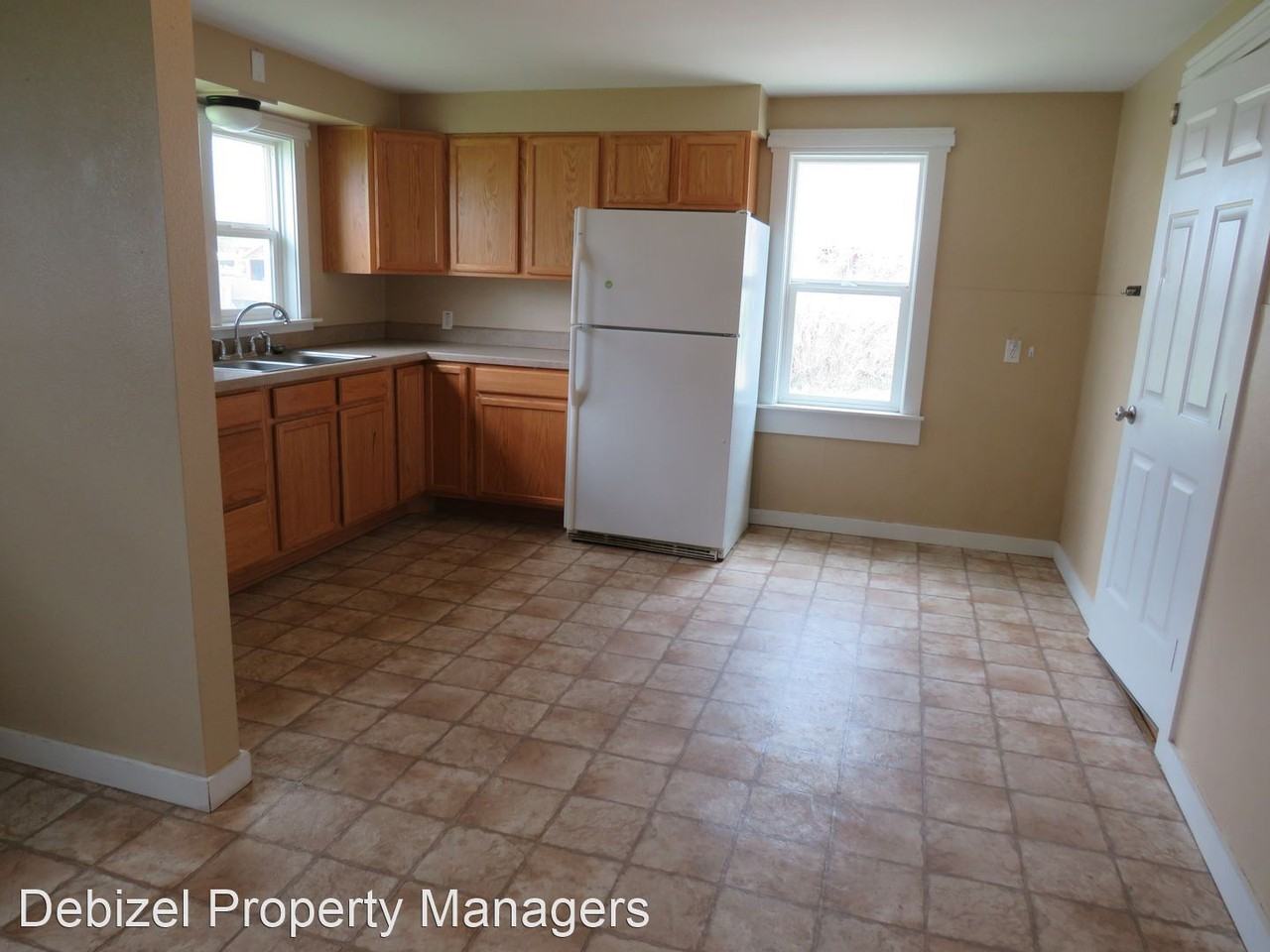 2217 Bench Blvd - Photo 3 of 9