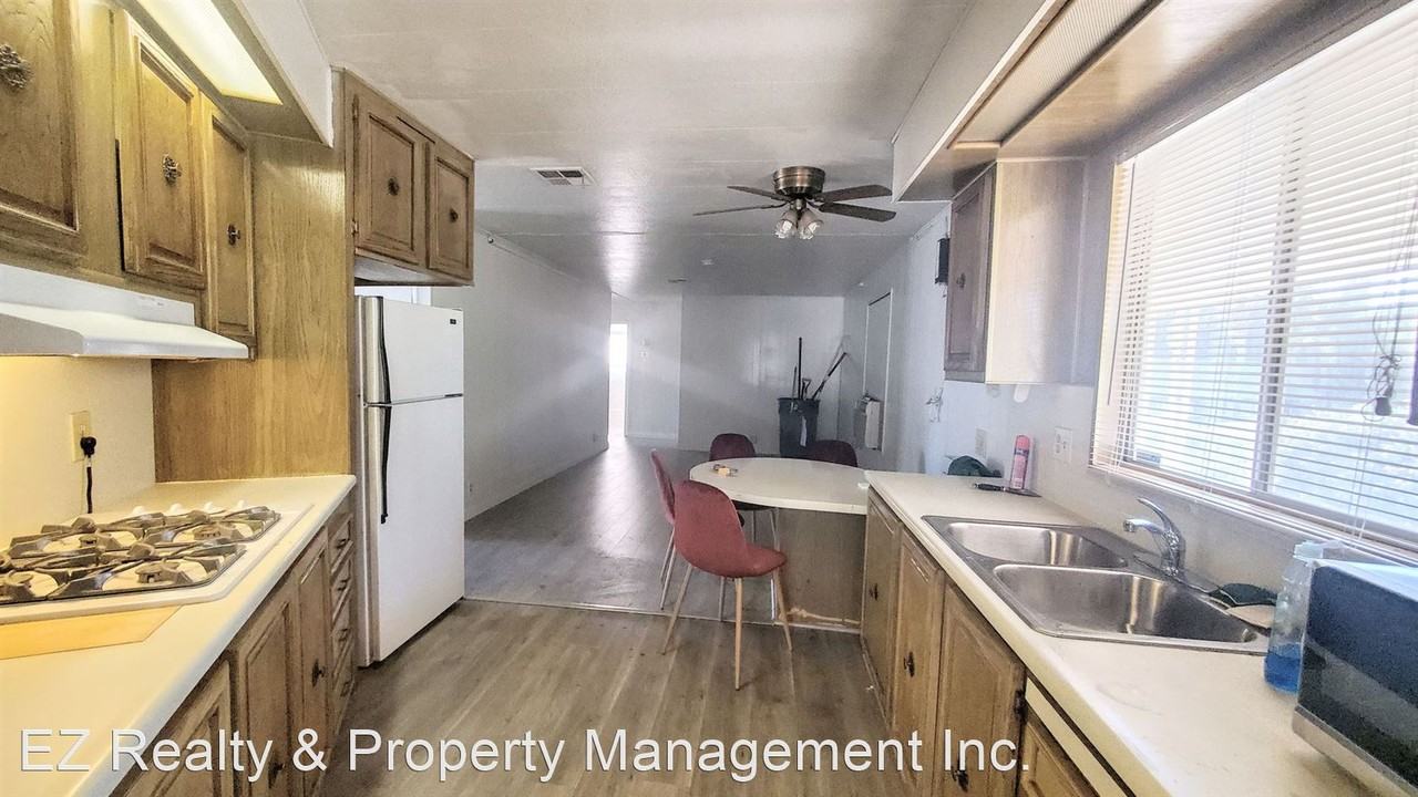 15825 Wood Rd - Photo 2 of 21