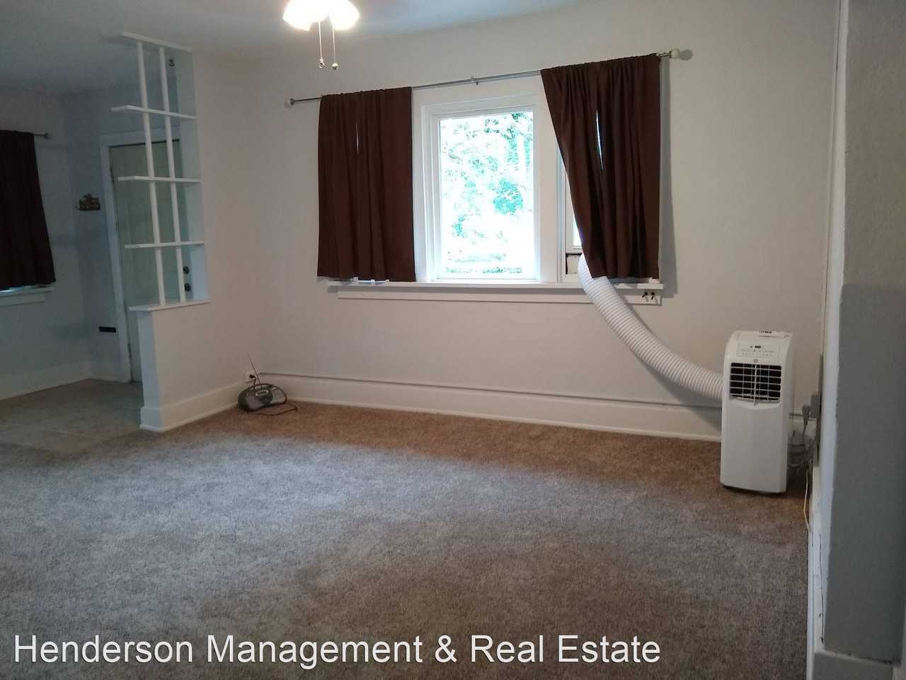 631-631 1/2 Endicott Street - Photo 3 of 11