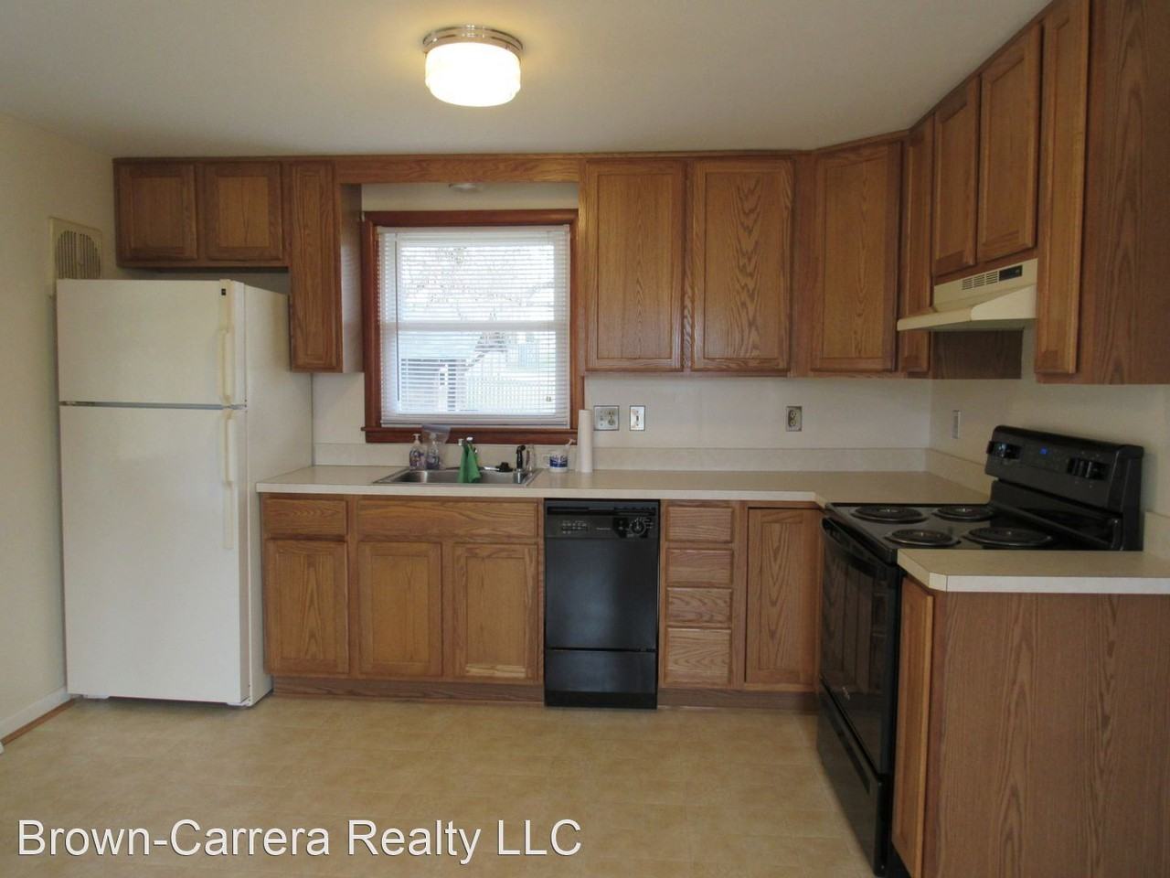 34 N Berlin Pike - Photo 2 of 7