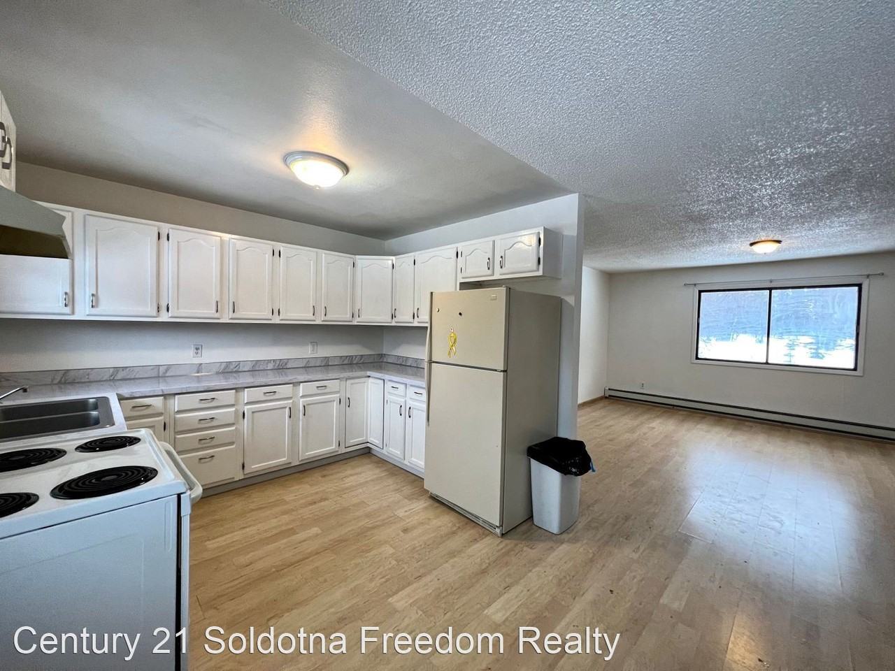 47705 Lacross Lane - Photo 2 of 9