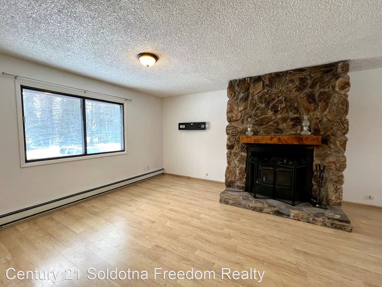 47705 Lacross Lane - Photo 3 of 9