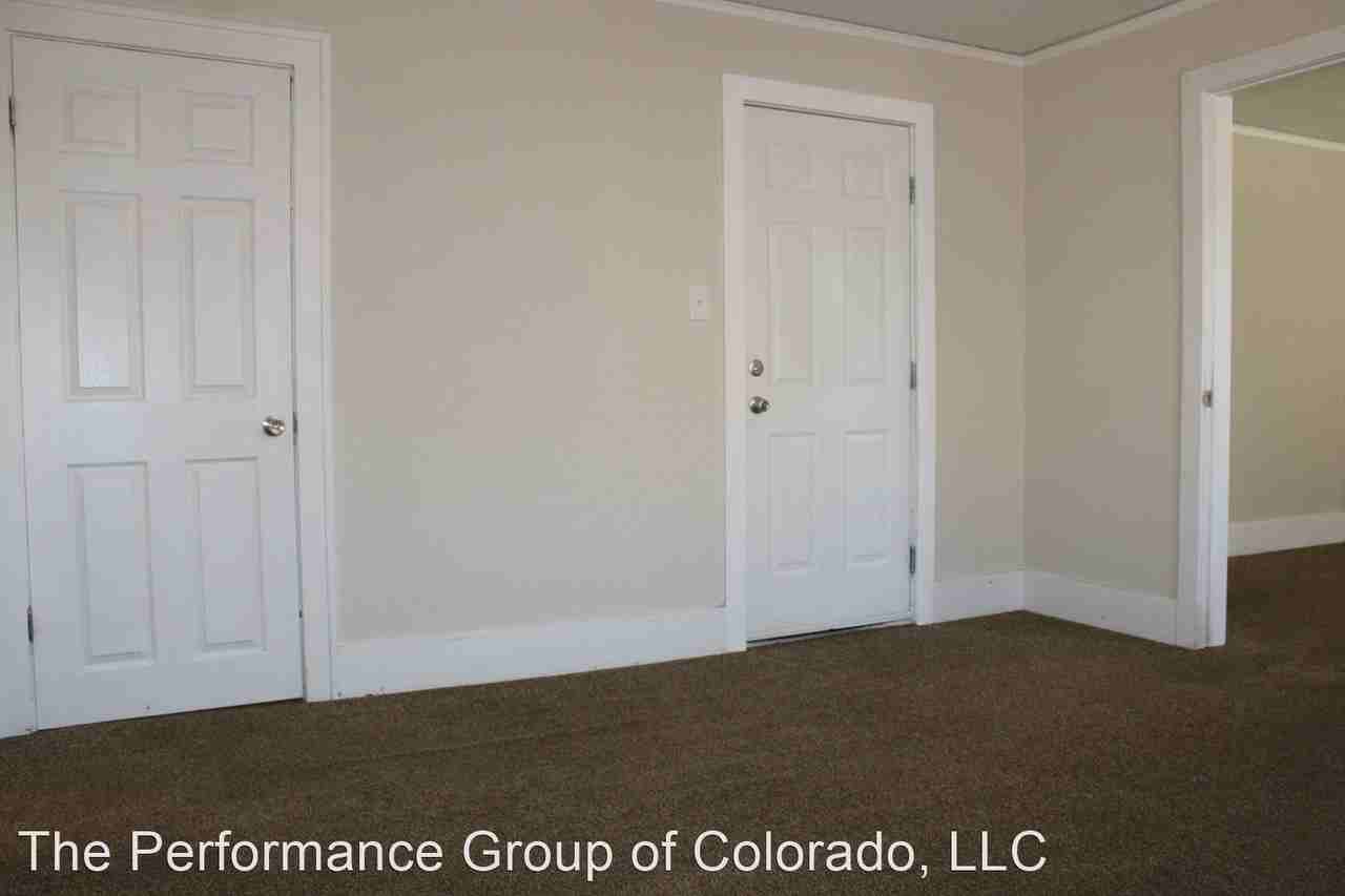 317 - 319 Colorado Ave - Photo 3 of 11