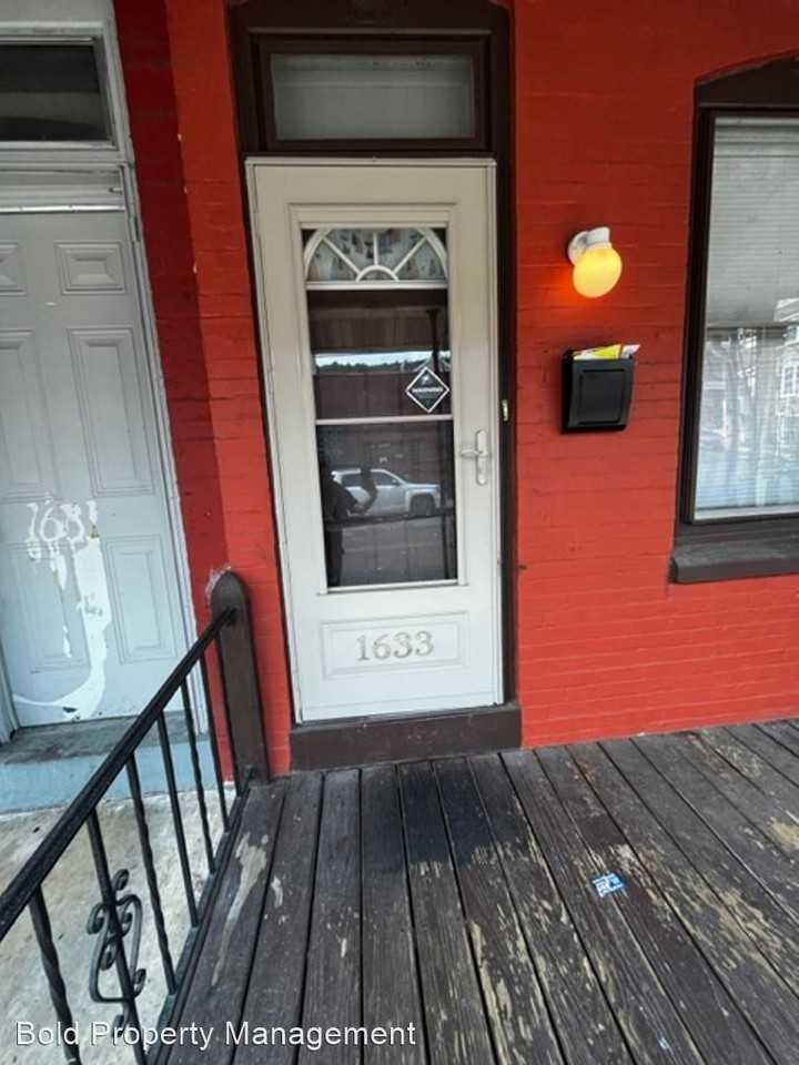 1633 Cotton St - Photo 2 of 9