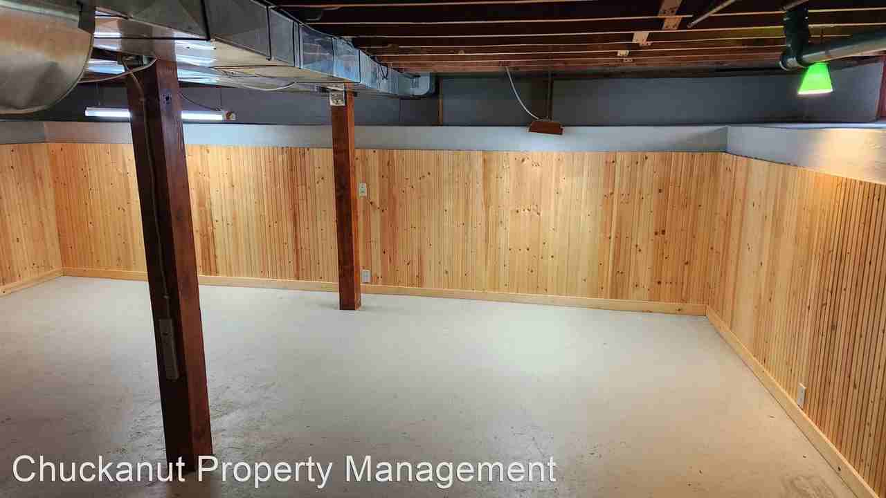 2208 Jaeger St - Photo 3 of 9