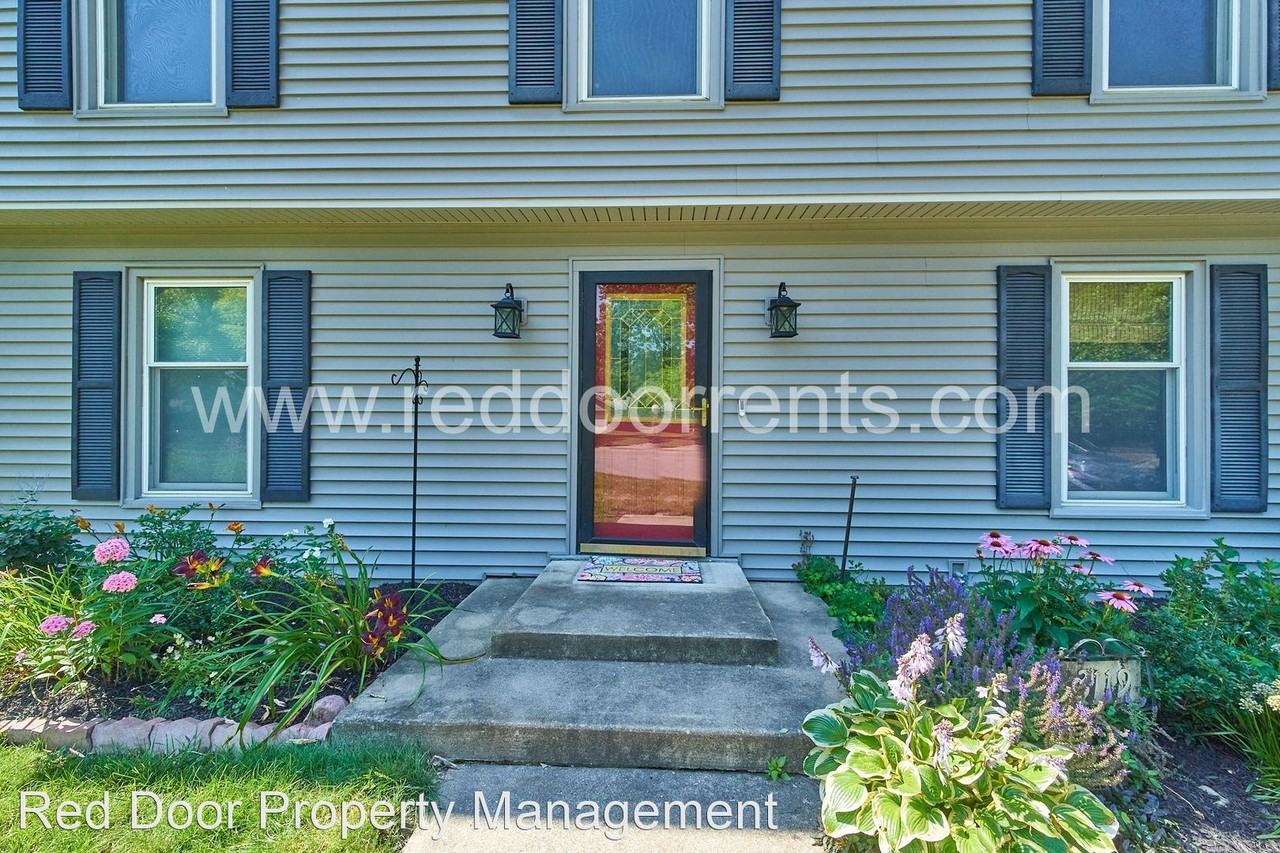 3119 Amherst St - Photo 2 of 30
