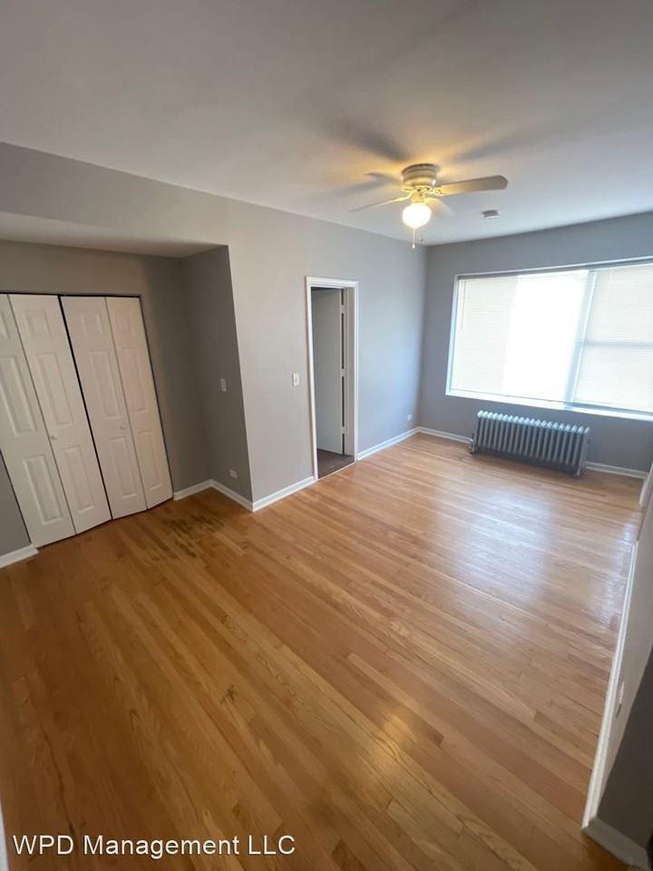 7854 S Ellis Avenue - Photo 3 of 22