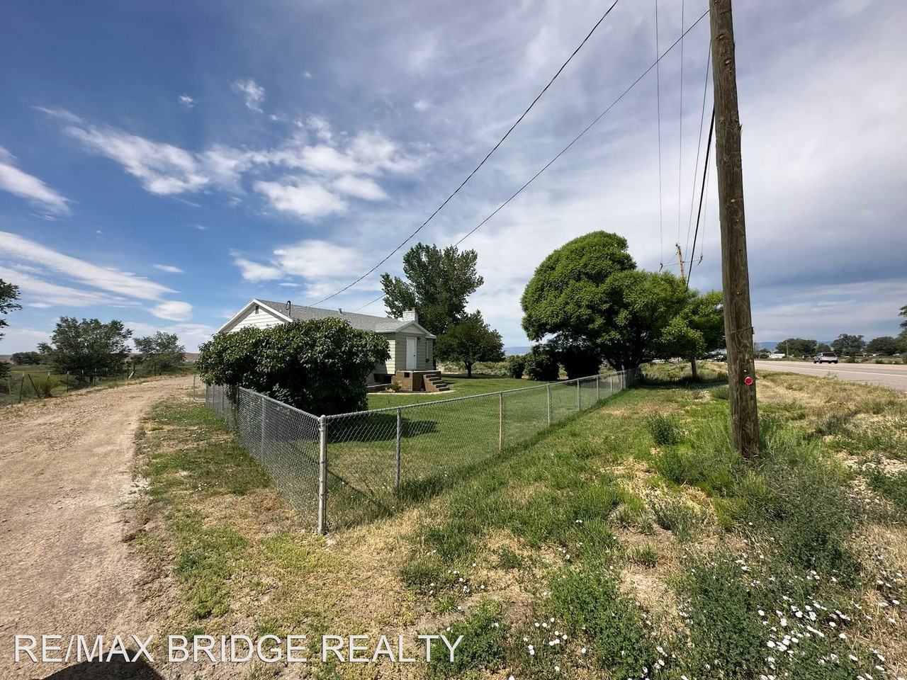 1752 E Main St - Photo 2 of 5