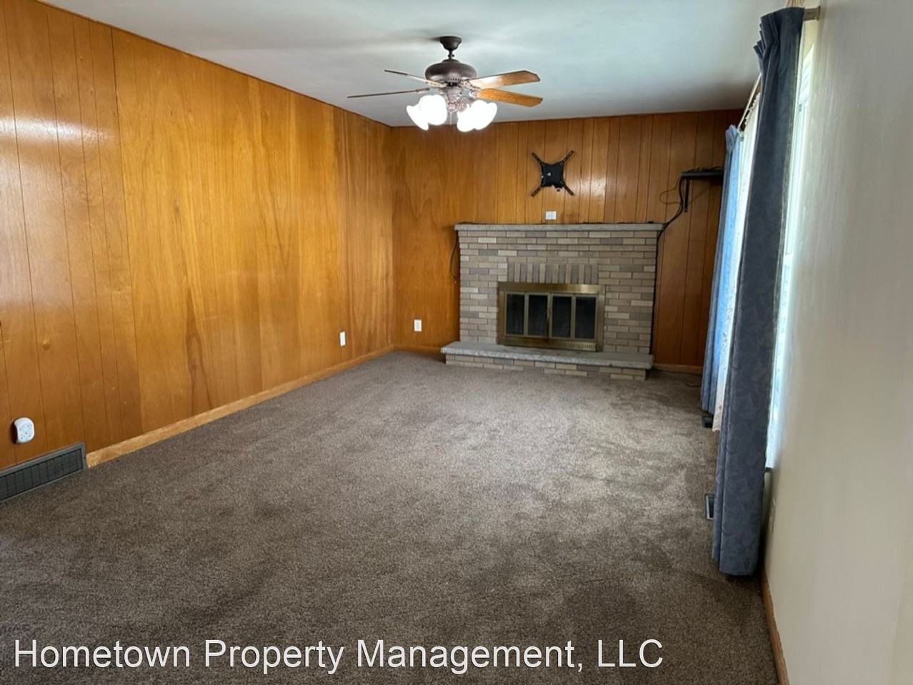 802 Clement Ave - Photo 2 of 12