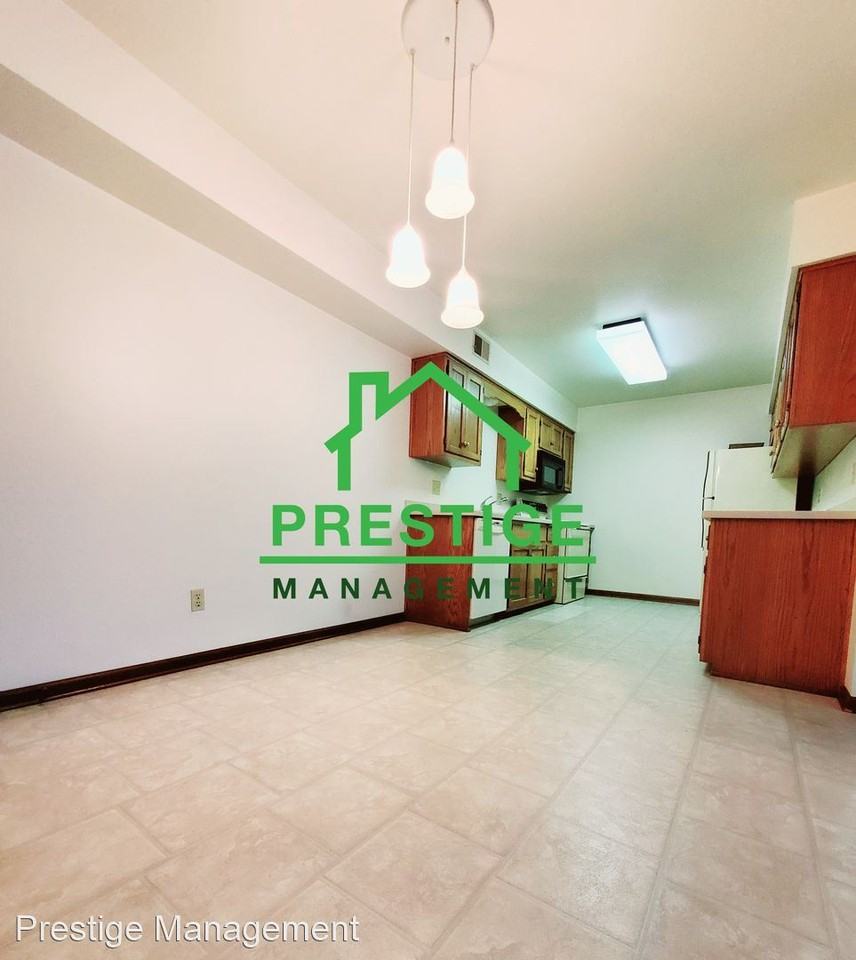 1610 Camellia Dr - Photo 2 of 9