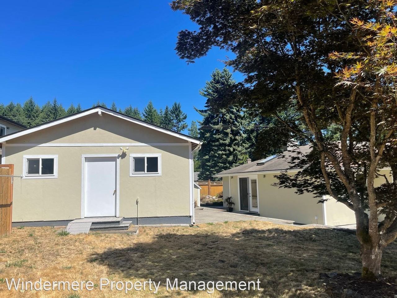 26107 James Ln Ne - Photo 2 of 34