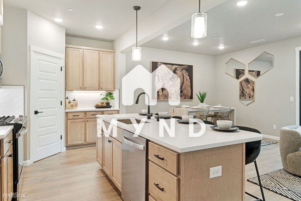 6812 Ne 131st Way - Photo 3 of 44