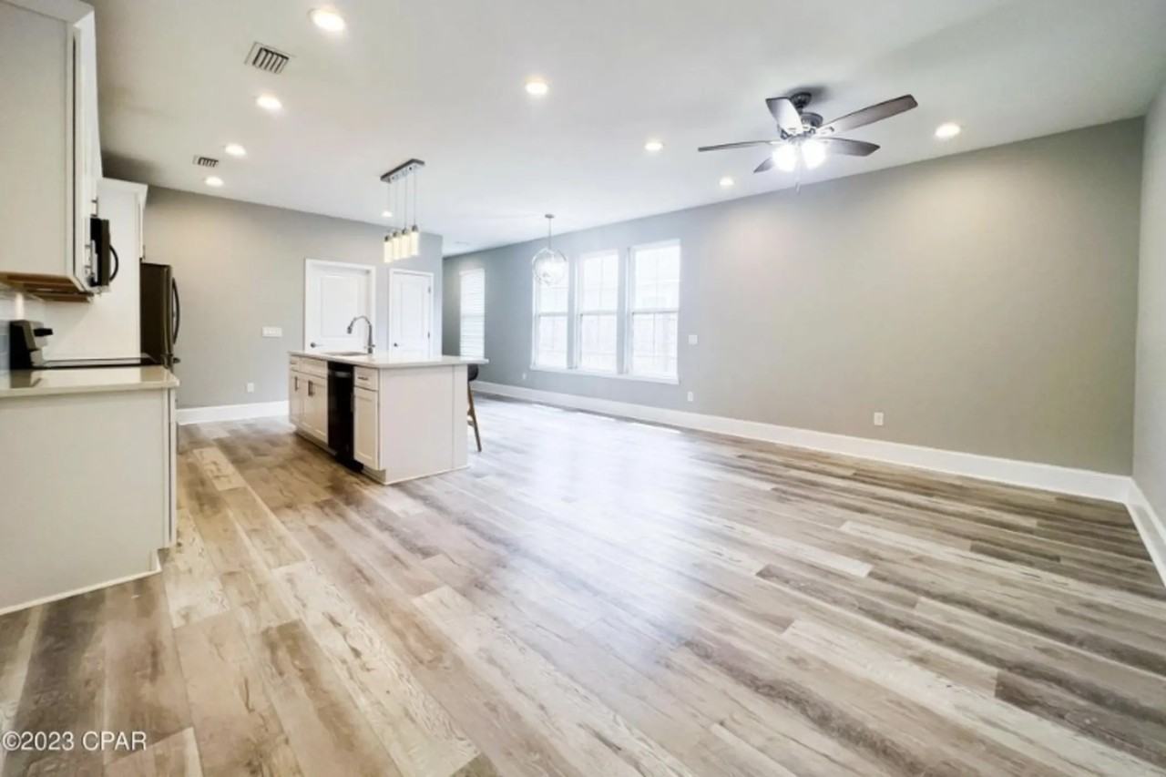 129 Henry Ave - Photo 2 of 10