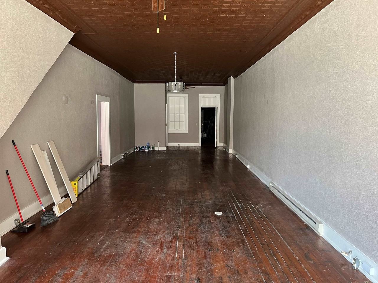 1540 Central Ave - Photo 3 of 5