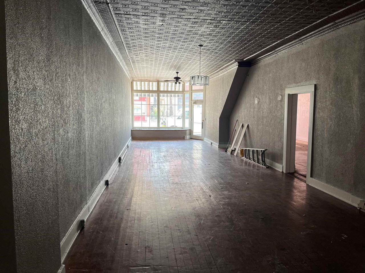 1540 Central Ave - Photo 4 of 5