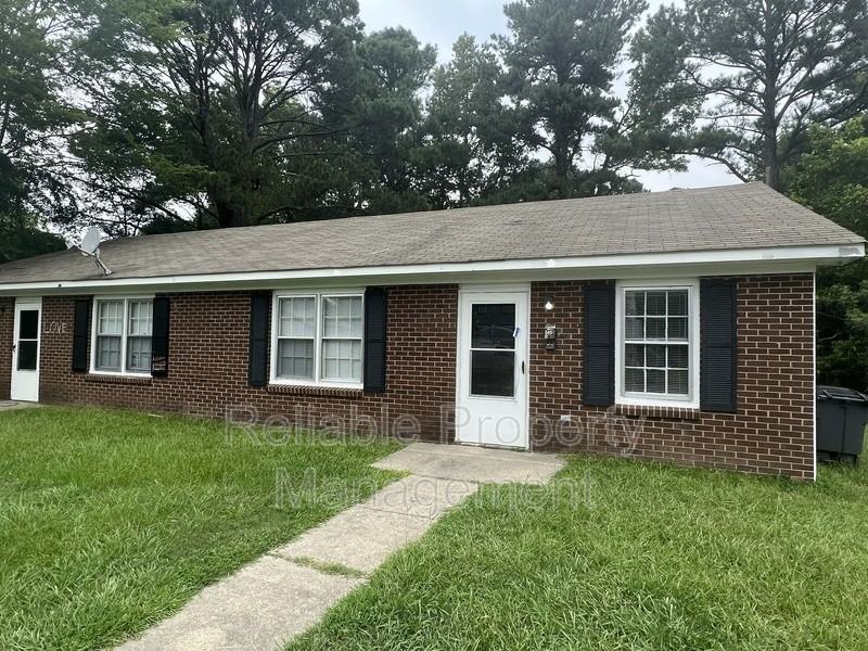 505 E Elizabeth St #B