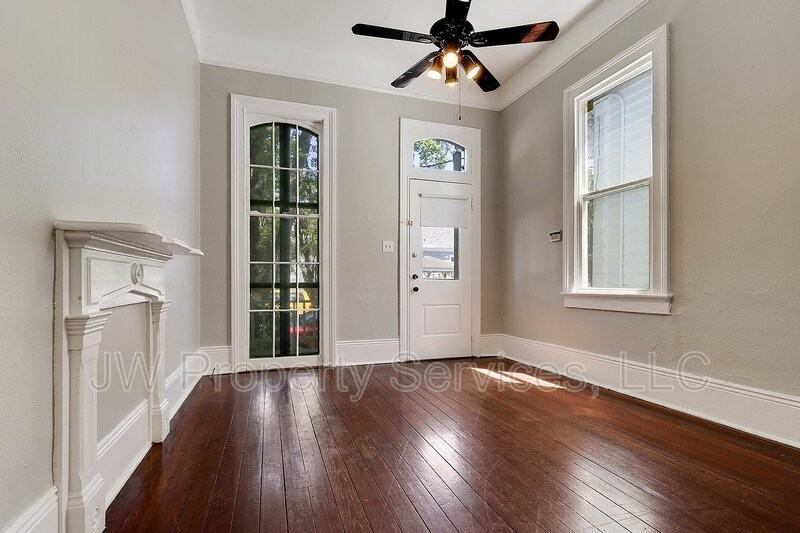 4136 Constance St - Photo 3 of 10