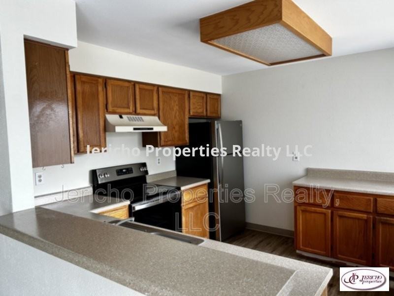 8731 W Cornell Ave #5 - Photo 3 of 16