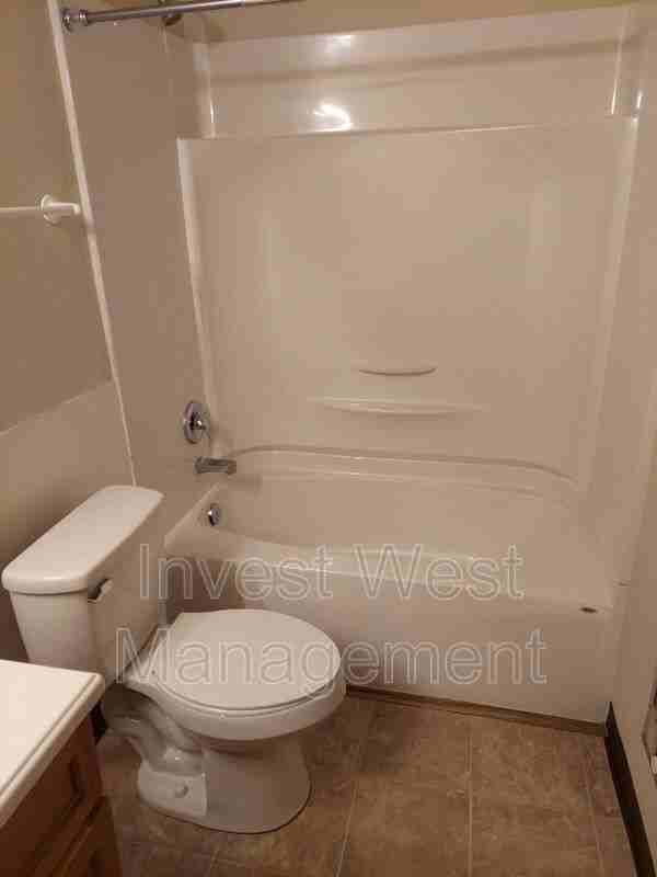8402 Ne 8th Way #11 - Photo 5 of 7