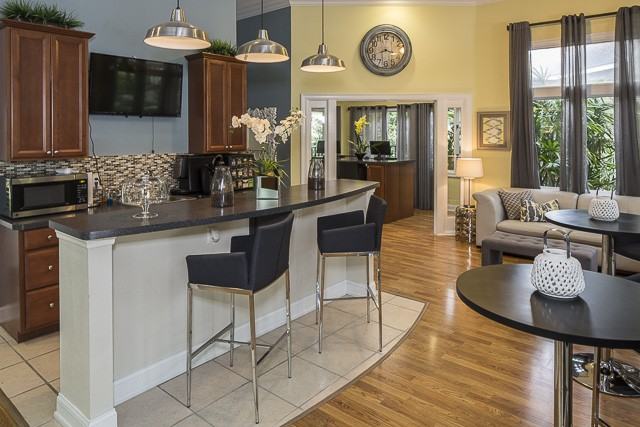 Landmark at Crescent Ridge - Photo 2 of 27