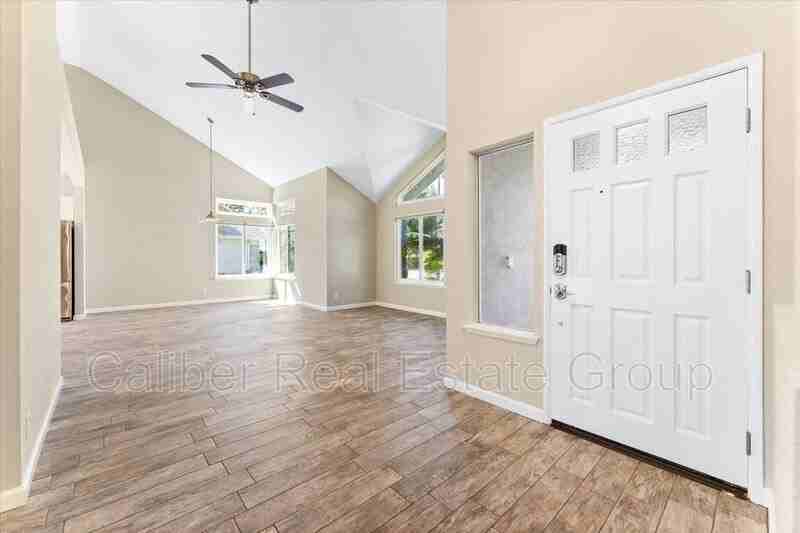 334 Moonstone Bay Dr - Photo 6 of 41