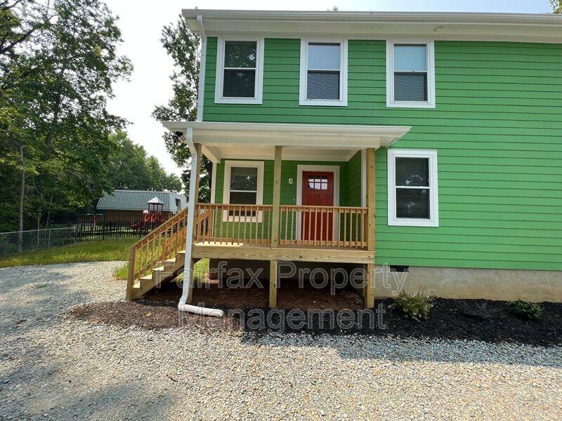 521 Boone St #A - Photo 2 of 41