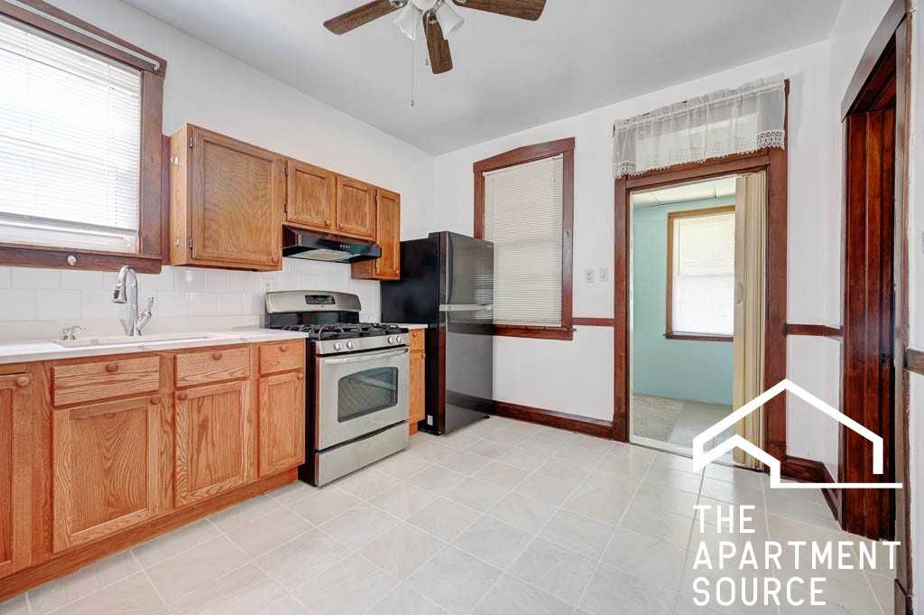 2254 N Karlov Ave #2 - Photo 3 of 18