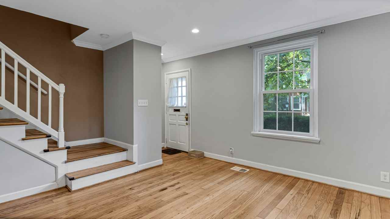 2813 S Columbus St #2699 - Photo 2 of 30