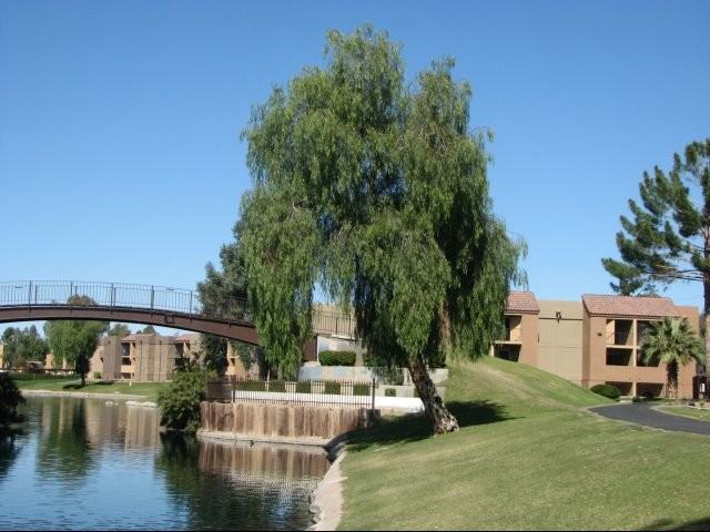 Biltmore on the Lake - Photo 2 of 10