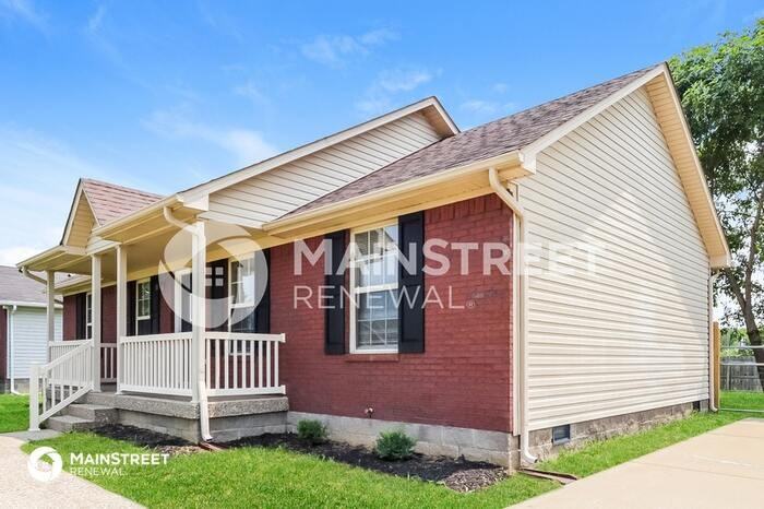 194 Madison Rae Blvd - Photo 3 of 16