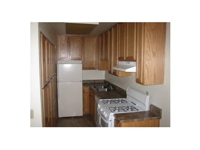 Pinecliff Village - Photo 2 of 27