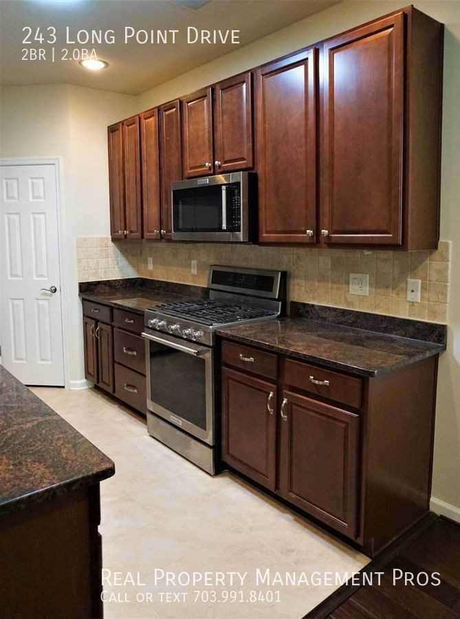 243 Long Point Dr - Photo 3 of 21