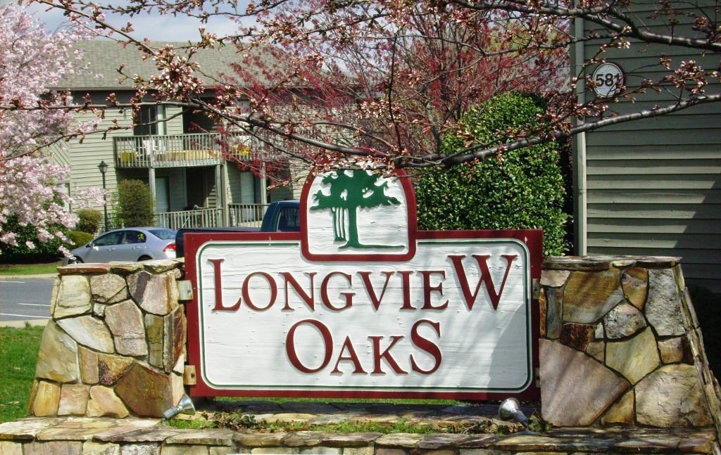 Longview Oaks - Photo 2 of 14