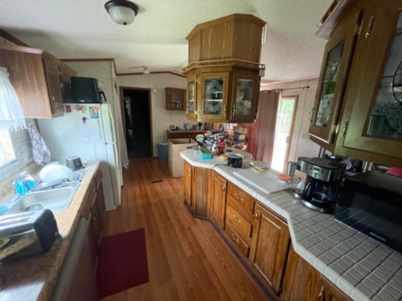 330 Joshua Ln - Photo 2 of 13