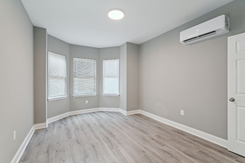 1235 W Lehigh Ave - Photo 6 of 9