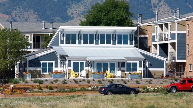 Waterfront Apartment Homes - Photo 3 of 26