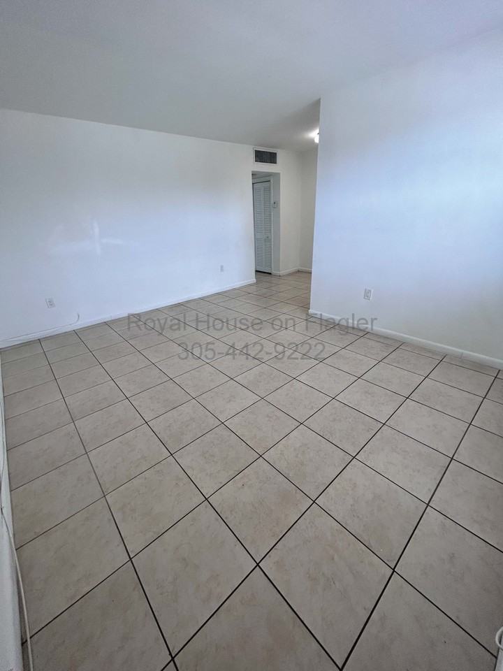 4410 West Flagler Street #308 - Photo 2 of 12