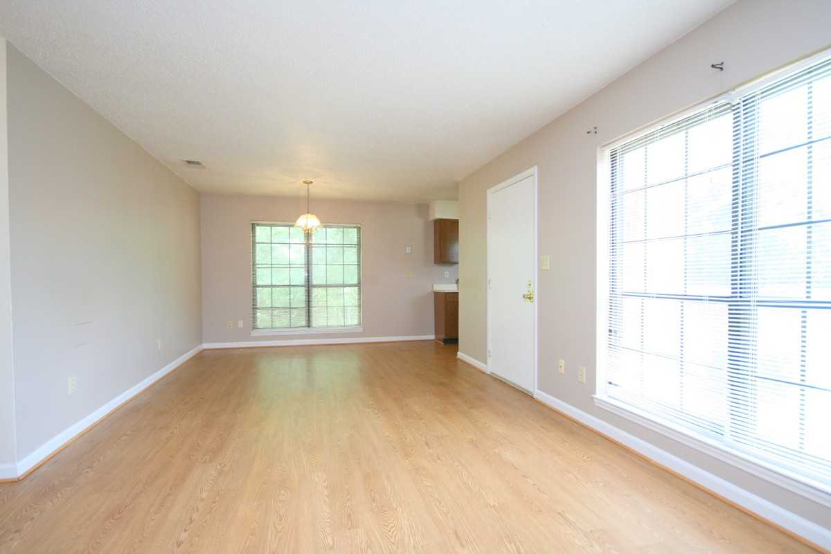 111B Westscott Dr #1 - Photo 5 of 15