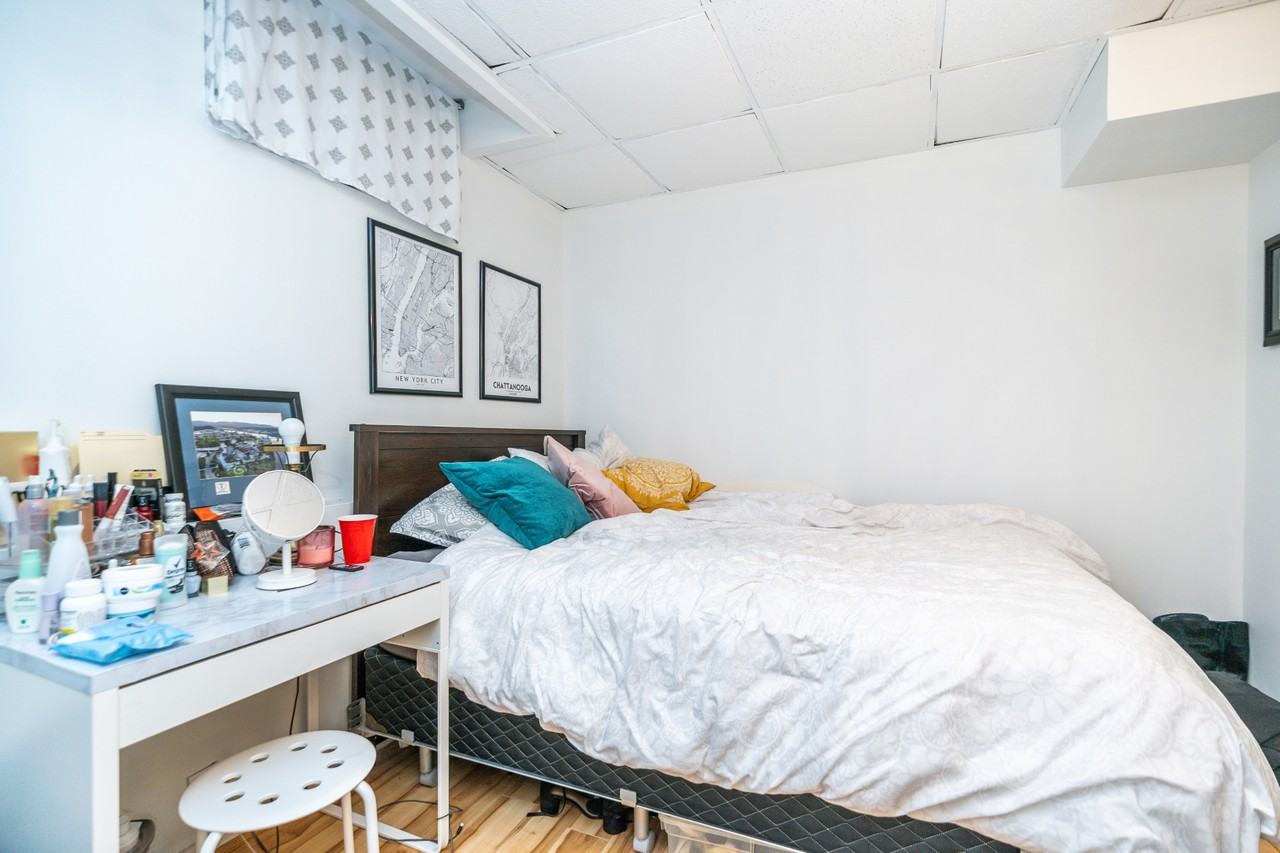 605 Huron Street #A - Photo 6 of 10