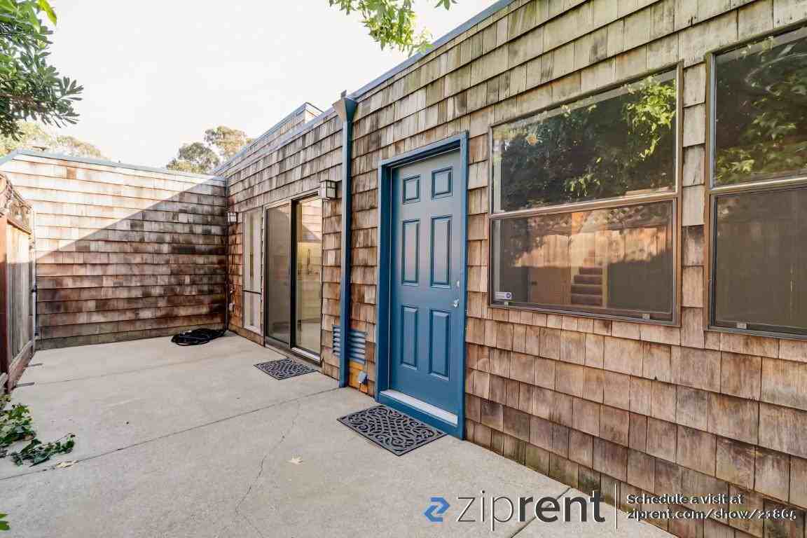 57 Sereno Cir #57 - Photo 3 of 27