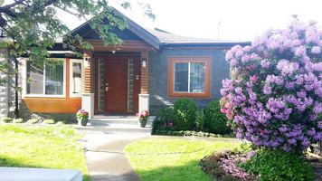 featured image of 1175 East 33rd Avenue