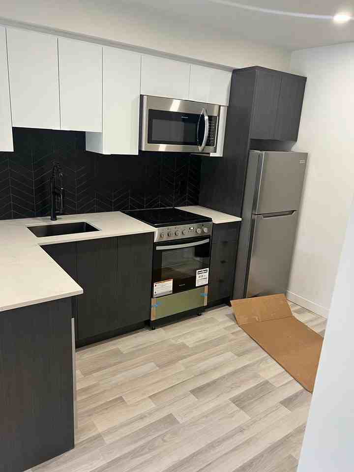 5695 Rue Saint-Jacques #212 - Photo 2 of 6