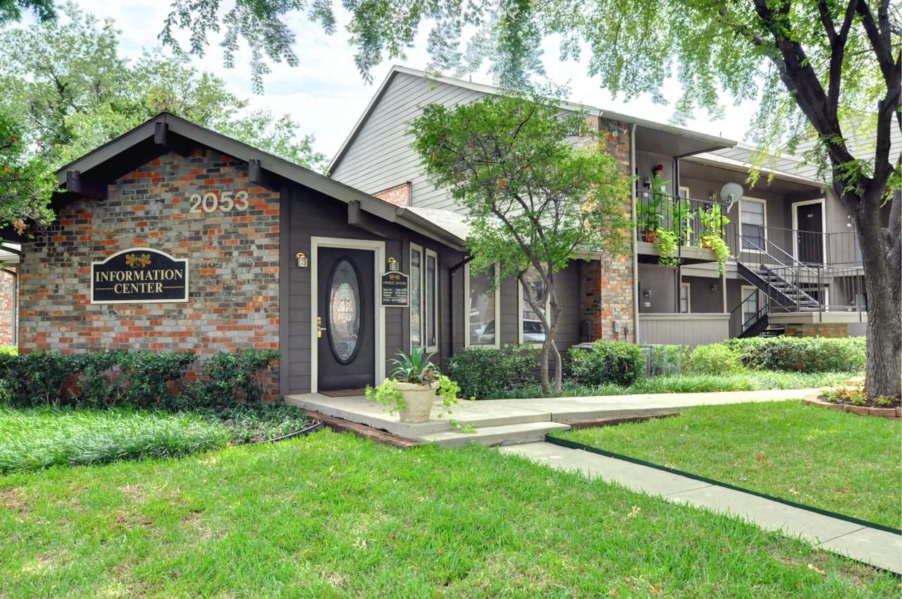 Pioneer Crossing Apartments - Photo 2 of 28