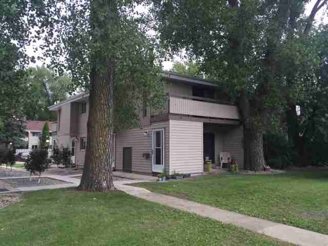 717 Crescent - Photo 2 of 10