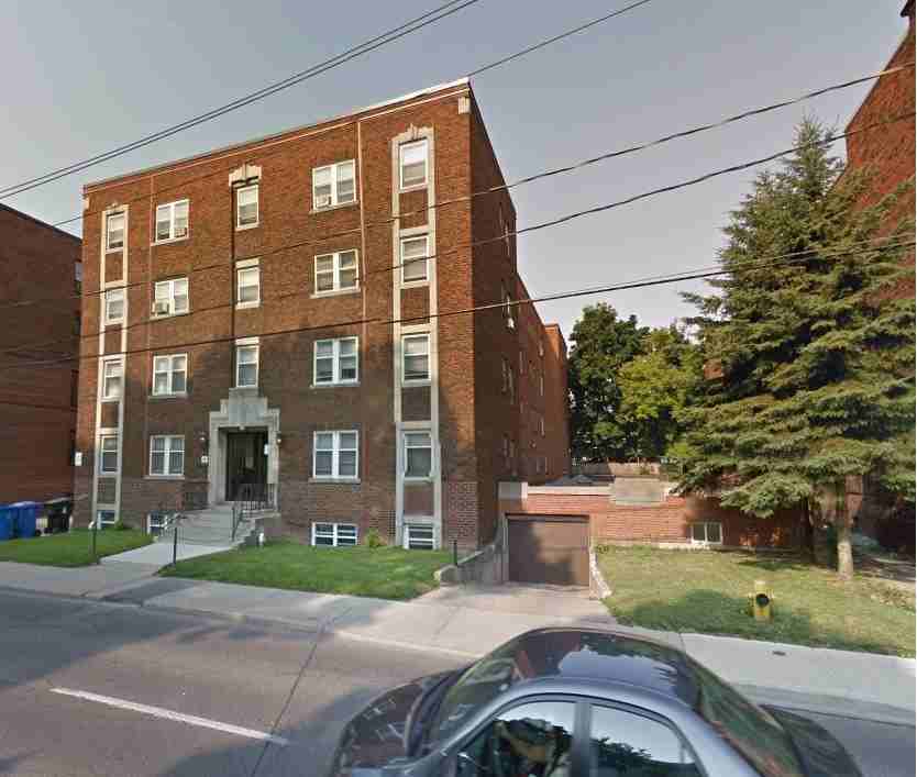 1600 Bathurst Apartments in Cedarvale, Toronto, ON M5P 3H9 Zumper