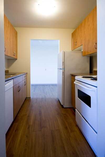 33 Killarney Apartments in Fort Richmond, Winnipeg, MB R3T 3B1 Zumper