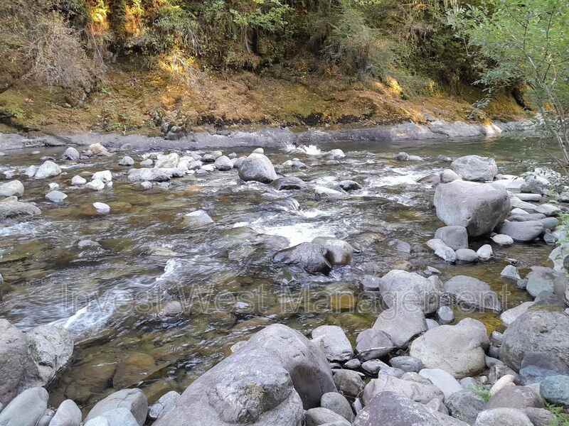 626 Silverbrook Rd - Photo 6 of 13